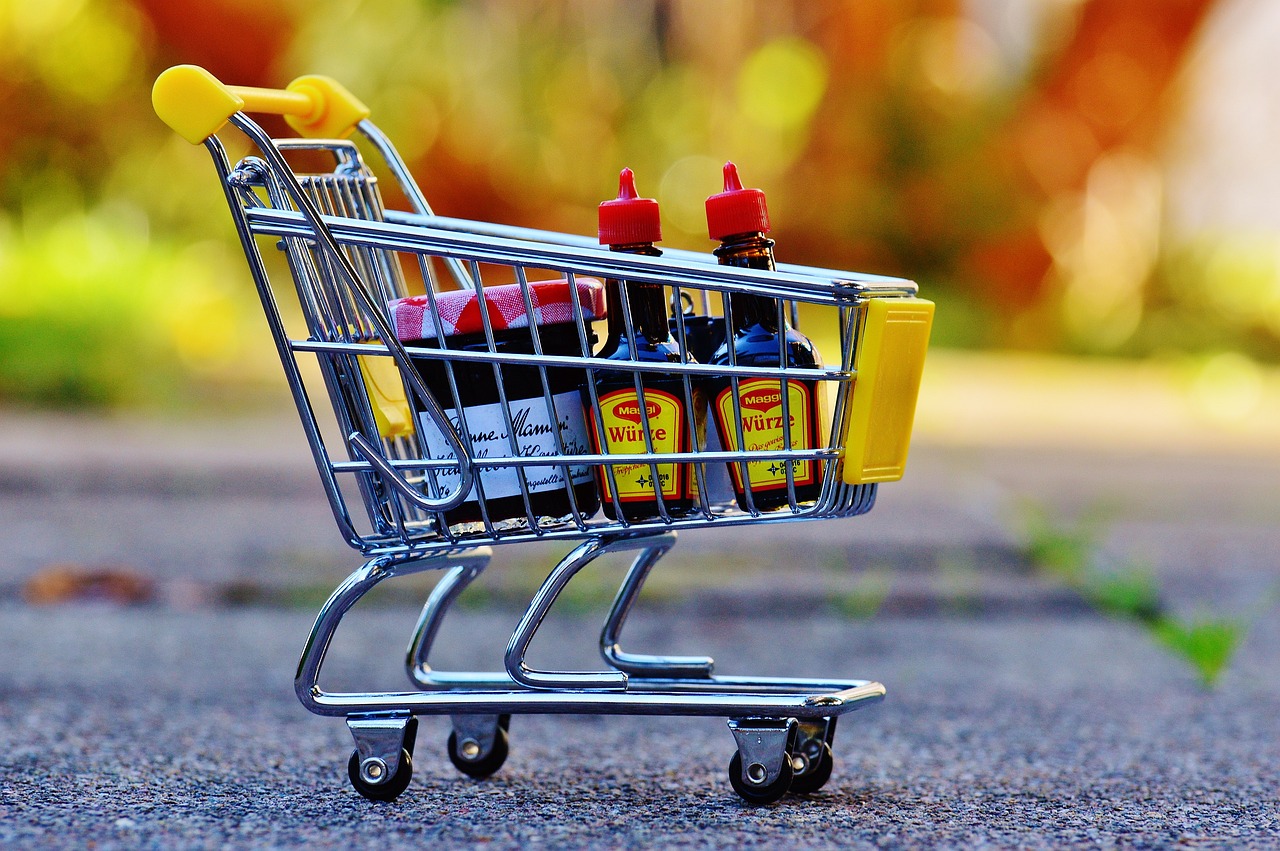 The Environmental Impact of Online vs In-store Shopping